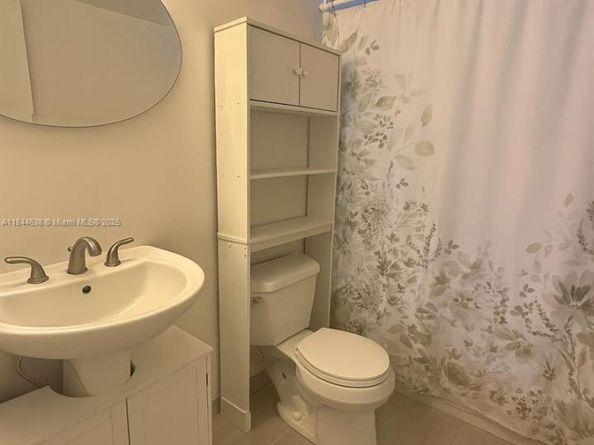 221 Meridian Ave 309, Miami Beach FL 33139