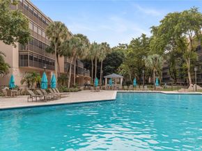 2800 N 46th Ave A307, Hollywood FL 33021