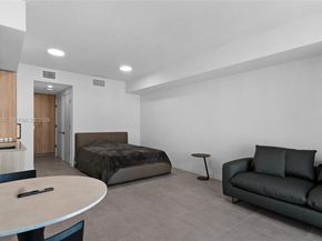 121 NE 5 St 1500, Miami FL 33132