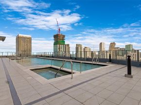 121 NE 5 St 1500, Miami FL 33132