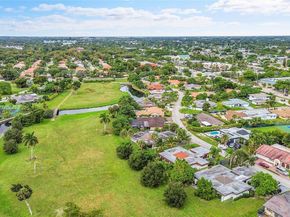 6206 White Oak Ln, Tamarac FL 33319
