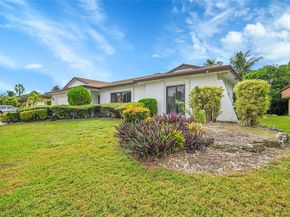 6206 White Oak Ln, Tamarac FL 33319