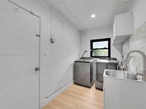 6206 White Oak Ln, Tamarac FL 33319