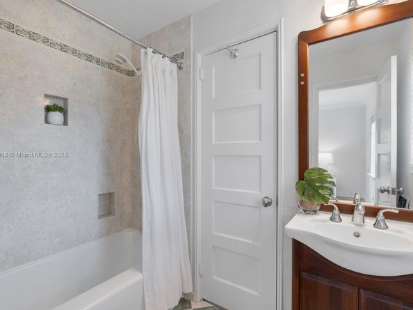 3408 Toledo St, Coral Gables FL 33134
