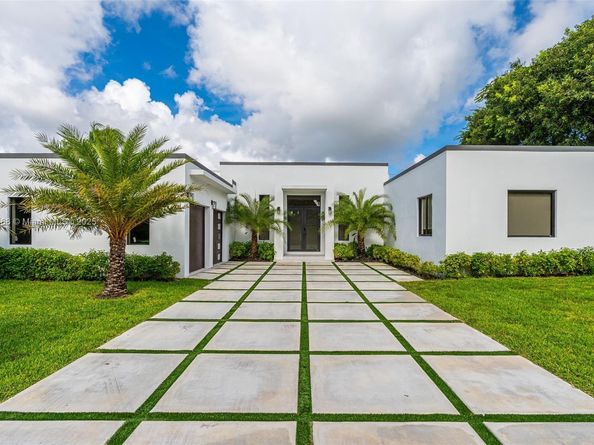 5928 SW 69th Ave, Miami FL 33143