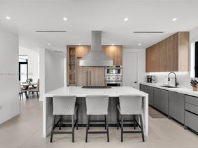 5928 SW 69th Ave, Miami FL 33143