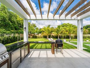 5928 SW 69th Ave, Miami FL 33143