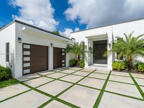 5928 SW 69th Ave, Miami FL 33143