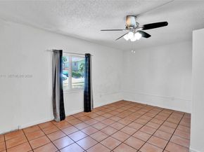 15502 SW 137th Pl, Miami FL 33177