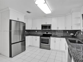 15502 SW 137th Pl, Miami FL 33177