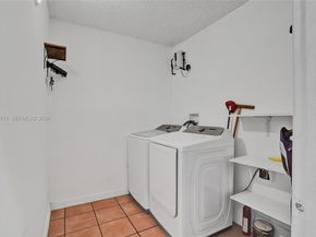 15502 SW 137th Pl, Miami FL 33177