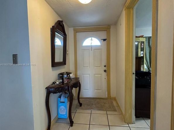 12012 SW 110th St Cir N, Miami FL 33186