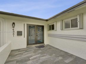 4861 NW 5th St, Plantation FL 33317