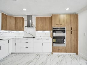 4861 NW 5th St, Plantation FL 33317