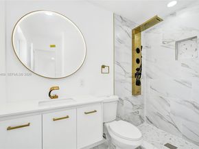 4861 NW 5th St, Plantation FL 33317