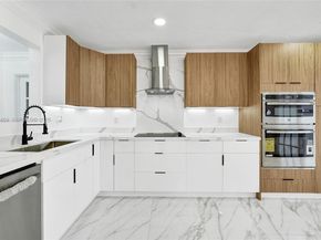 4861 NW 5th St, Plantation FL 33317