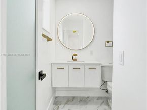 4861 NW 5th St, Plantation FL 33317