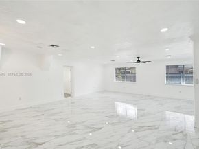 4861 NW 5th St, Plantation FL 33317