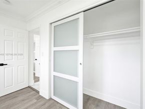 4861 NW 5th St, Plantation FL 33317