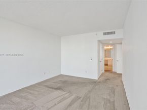 21205 Yacht Club Dr 2310, Aventura FL 33180