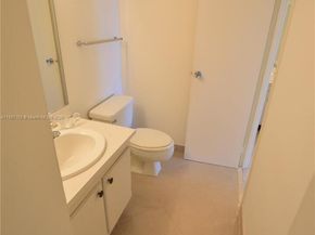 20301 W Country Club Dr 1425, Aventura FL 33180