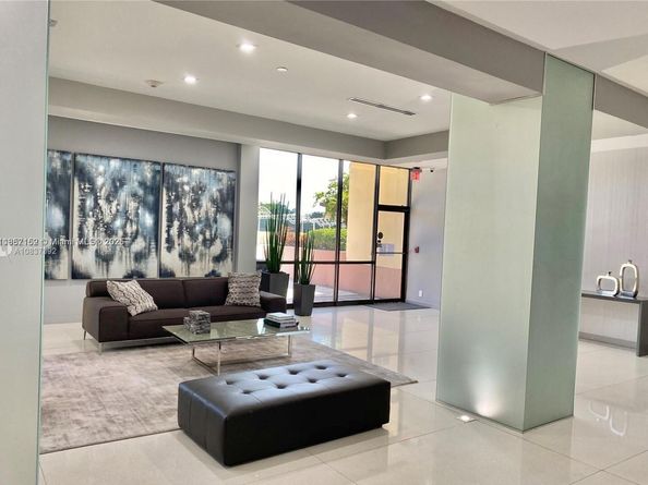 20301 W Country Club Dr 1425, Aventura FL 33180