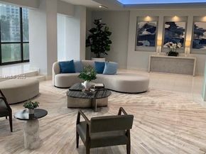 20301 W Country Club Dr 1425, Aventura FL 33180