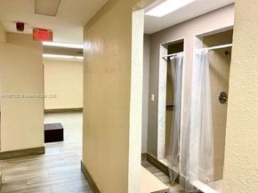 20301 W Country Club Dr 1425, Aventura FL 33180