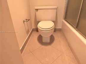 20301 W Country Club Dr 1425, Aventura FL 33180