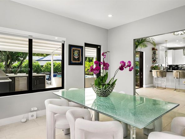 6166 Pine Tree Dr, Miami Beach FL 33140