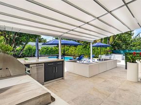 6166 Pine Tree Dr, Miami Beach FL 33140