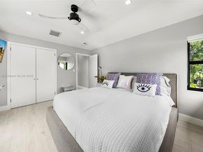 6166 Pine Tree Dr, Miami Beach FL 33140