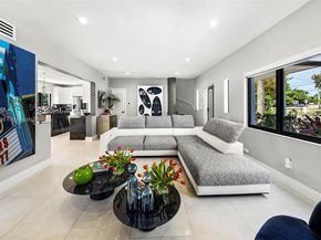 6166 Pine Tree Dr, Miami Beach FL 33140
