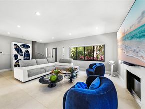 6166 Pine Tree Dr, Miami Beach FL 33140