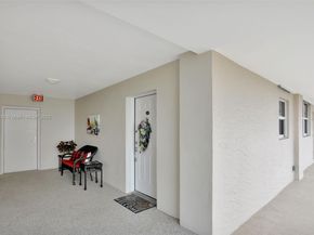 1050 Hillsboro Mile 403W, Hillsboro Beach FL 33062