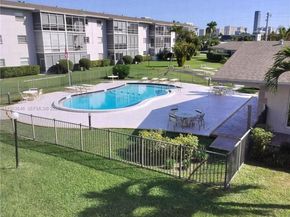 700 Layne Blvd 214, Hallandale Beach FL 33009