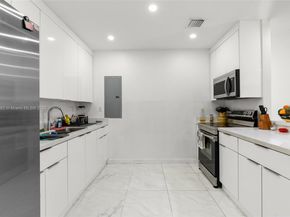 11831 SW 182nd Ter, Miami FL 33177