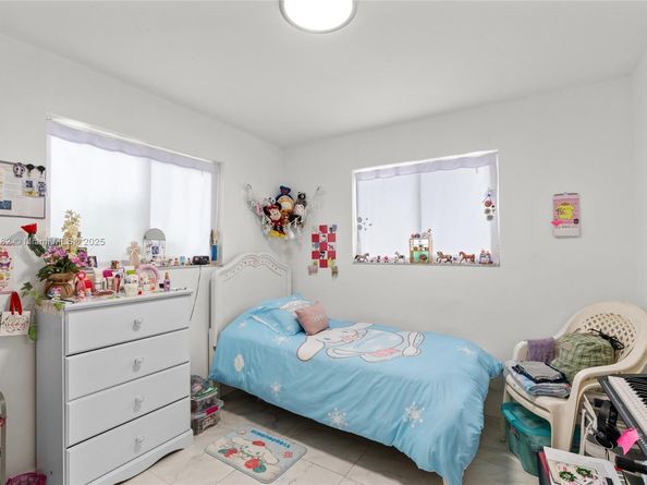 11831 SW 182nd Ter, Miami FL 33177