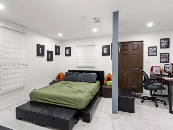 11831 SW 182nd Ter, Miami FL 33177