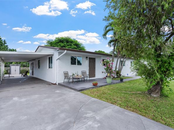 11831 SW 182nd Ter, Miami FL 33177