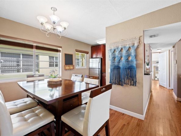 8345 Byron Ave 6, Miami Beach FL 33141