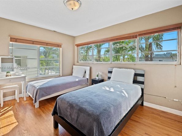 8345 Byron Ave 6, Miami Beach FL 33141