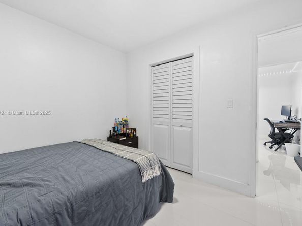 10341 SW 150th Ter, Miami FL 33176
