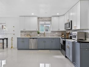 10341 SW 150th Ter, Miami FL 33176