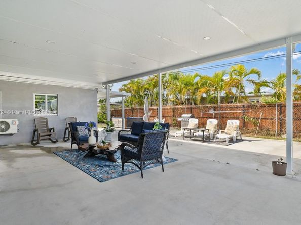 10341 SW 150th Ter, Miami FL 33176