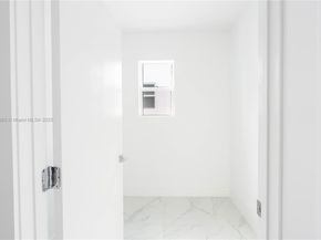 910 SW 24th Rd, Miami FL 33129