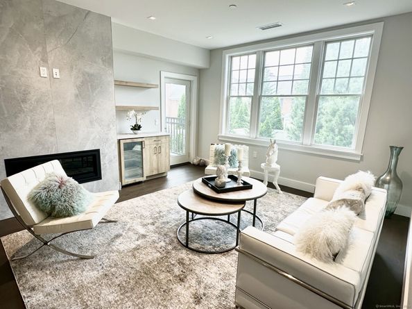160 Park Street 103, New Canaan CT 06840