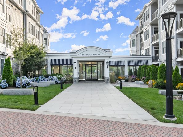 160 Park Street 103, New Canaan CT 06840