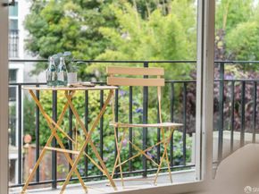 1734 Bay Street 106, San Francisco CA 94123