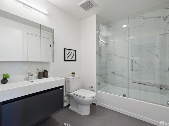 988 Harrison Street WC2, San Francisco CA 94107